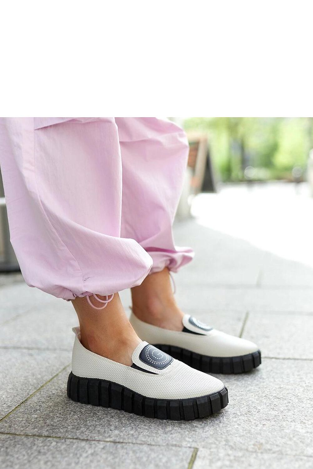 Half shoes model 206461 Solea