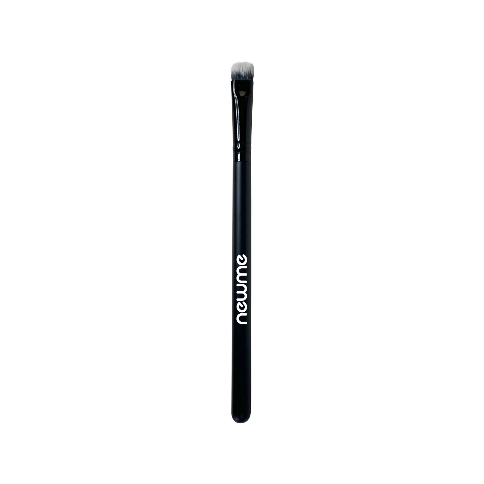 Packing Eye Brush.png